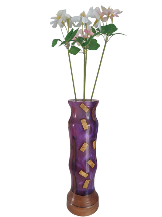 Vase en bois et résine