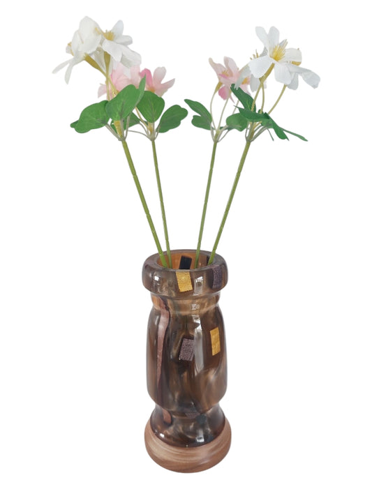 Vase en bois et résine