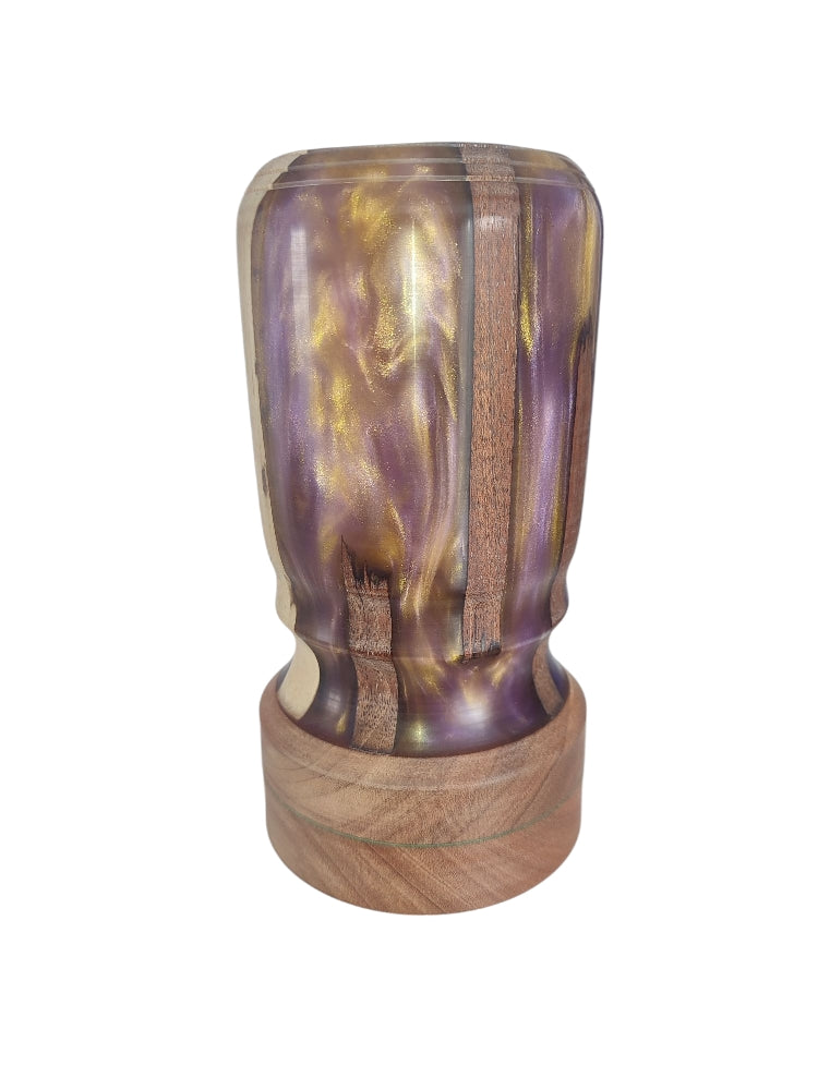 Vase en bois et résine